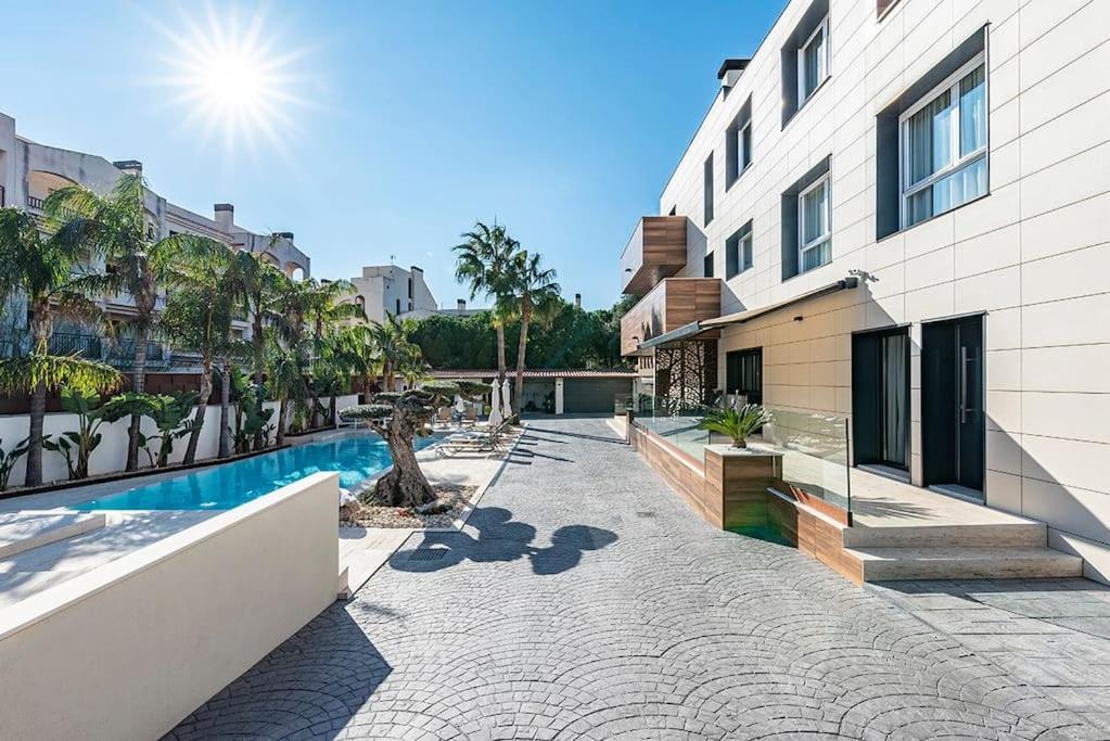 5 Stelle Piscina, Jacuzzi, Wifi - 2 Min Dal Mare Διαμέρισμα Miami Playa Εξωτερικό φωτογραφία